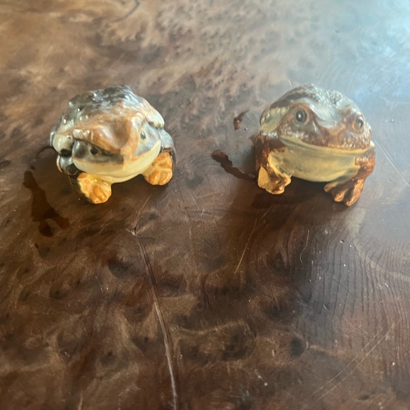 Vintage Pair Ceramic Bull Frogs - Picture 5 of 5